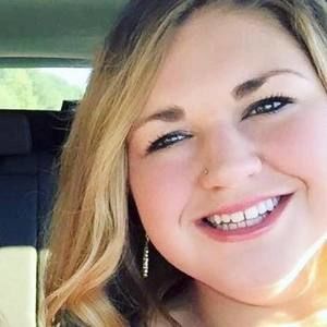 Meet your Posher, Macy